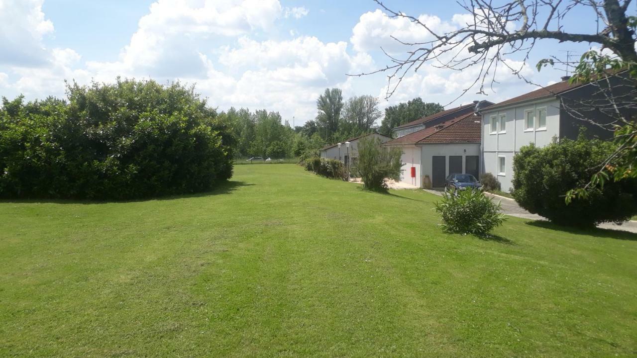 Hotel - Restaurant Du Lac - Agen Boé Exterior foto